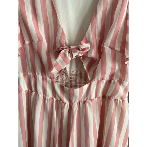 Pink Lily Women's Size Medium Barbiecore One Piece Romper Short Sleeve Skort - Picture 3 of 8